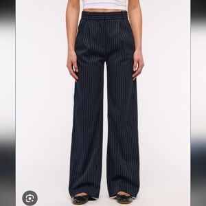 Abercrombie Sloane Women's Navy Pinstripe Pants, Sz 6/28